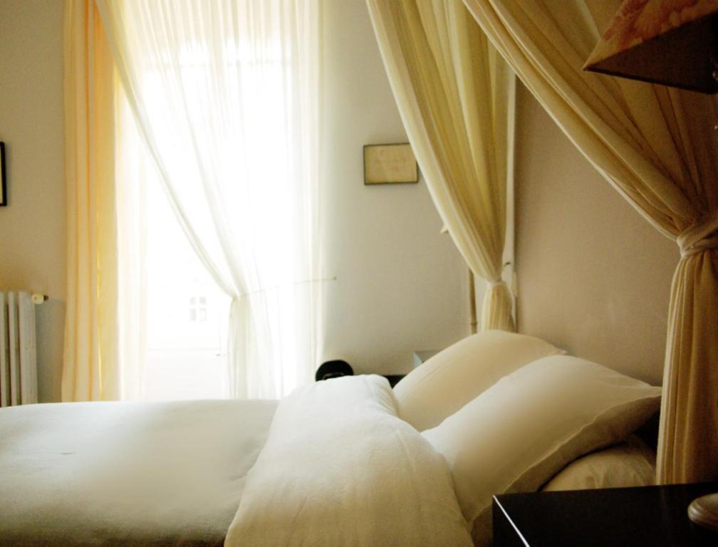 Montaren-et-Saint-Médiers Monte Arena B&B 외부 사진