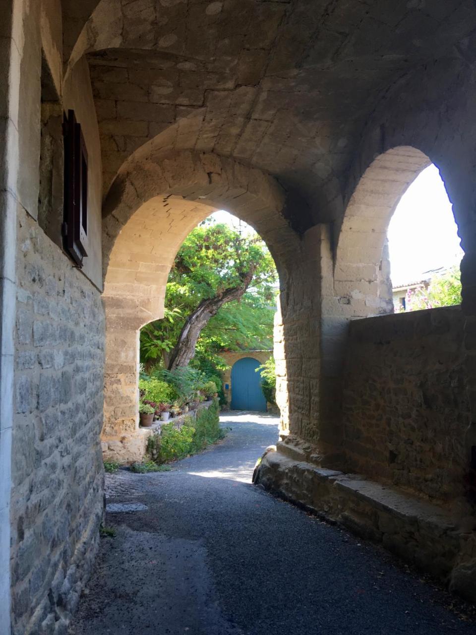 Montaren-et-Saint-Médiers Monte Arena B&B 외부 사진